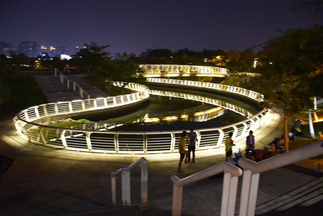 中央萬坪公園福懋真美館超讚大兩房