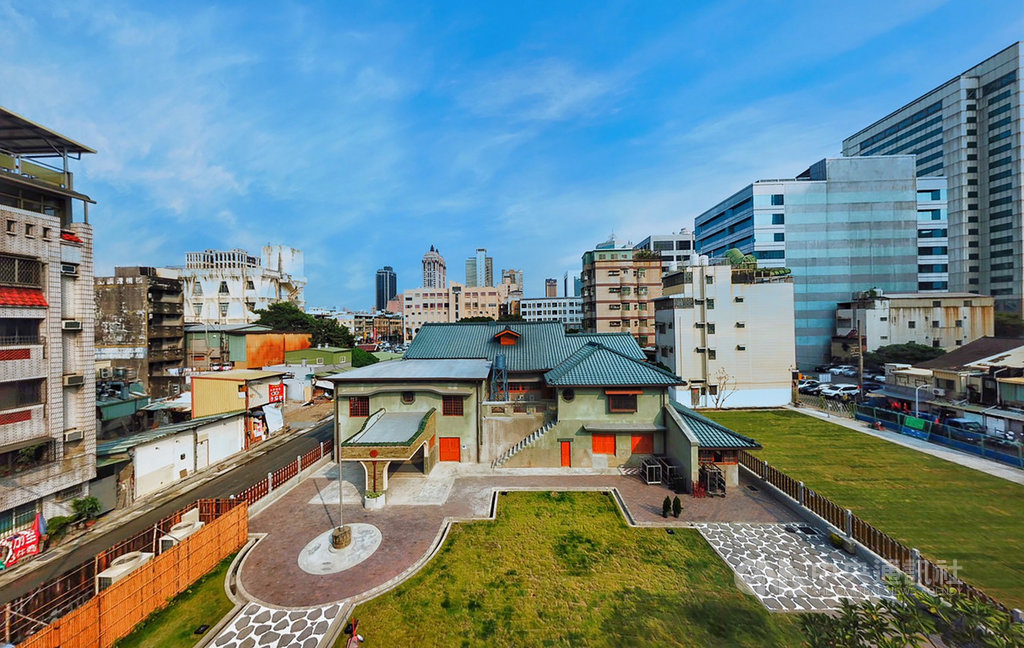 中央萬坪公園福懋真美館超讚大兩房