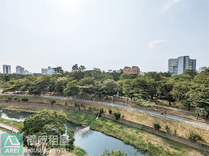 鳳山彩虹城堡美景寧靜2+1房平車