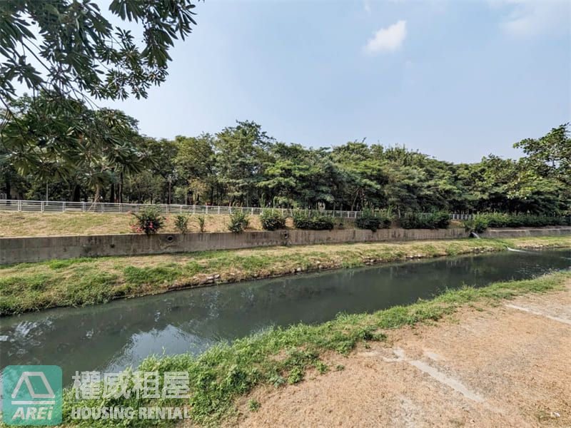 鳳山彩虹城堡美景寧靜2+1房平車