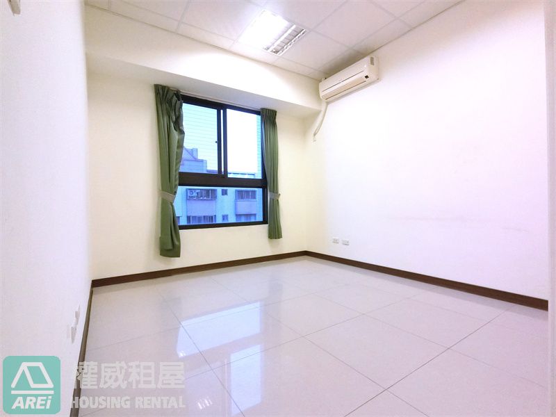 農16至聖路高樓層傳奇豪宅