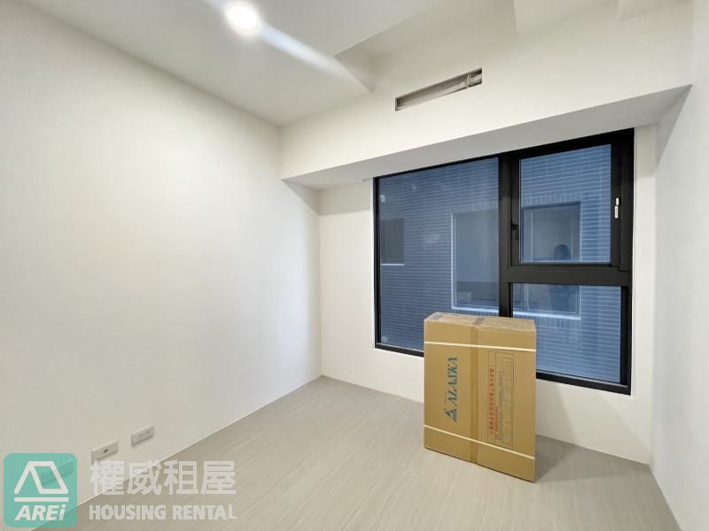 橋頭京城森遠陽台進出2房平車