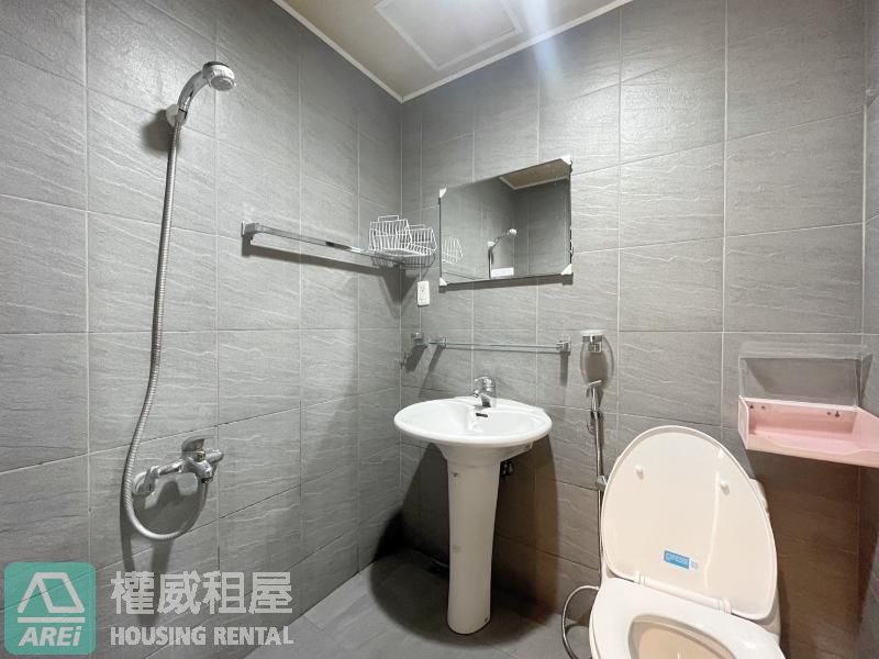 美術館陽光藝花園精品4房平車