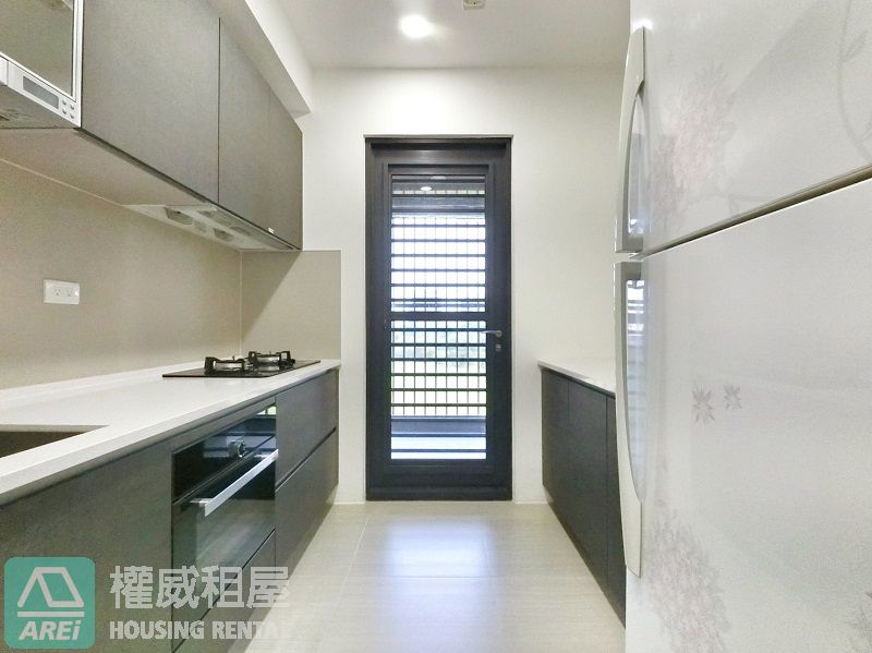 森遠｜R22青埔站雙面採光溫暖3房平車