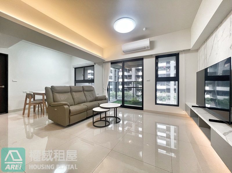 中都上美術白淨美宅2+1房平車