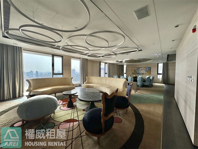 梵谷星空泳池｜美術皇居樹海窗景三房平車