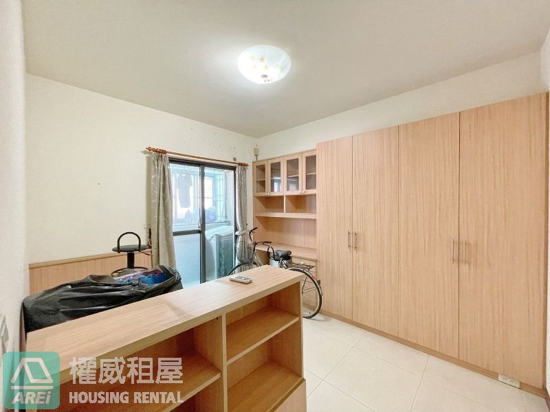 美術館正青海商圈店面(全棟出租)