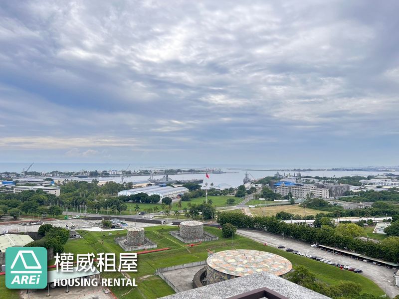陽台進出可以看海的家左營鉑金海岸景觀3房平車
