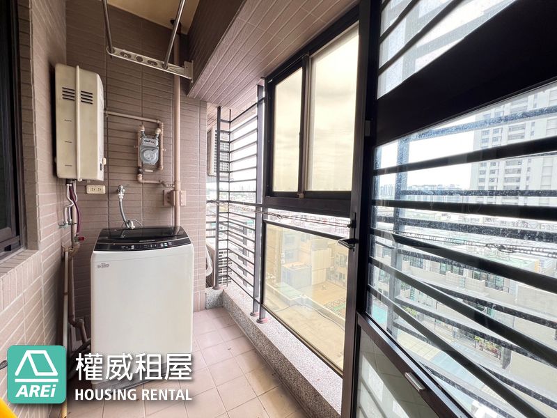 陽台進出可以看海的家左營鉑金海岸景觀3房平車