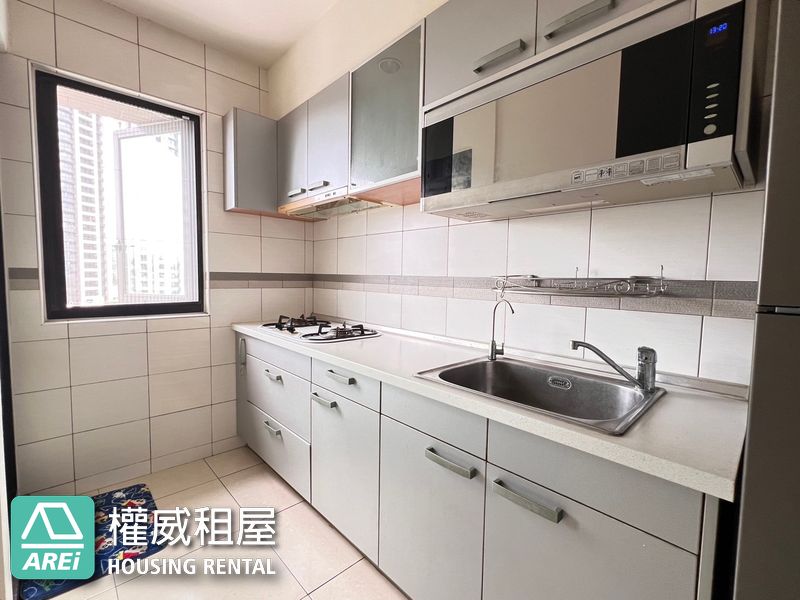 陽台進出可以看海的家左營鉑金海岸景觀3房平車