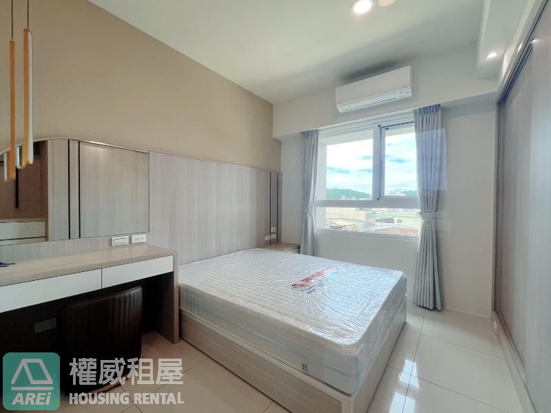 C21美術館｜學院美術之星｜樣品屋3房平車