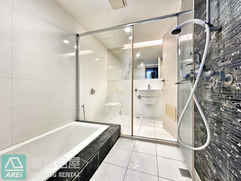 巨蛋I-HOME溫馨採光1+1房可租補