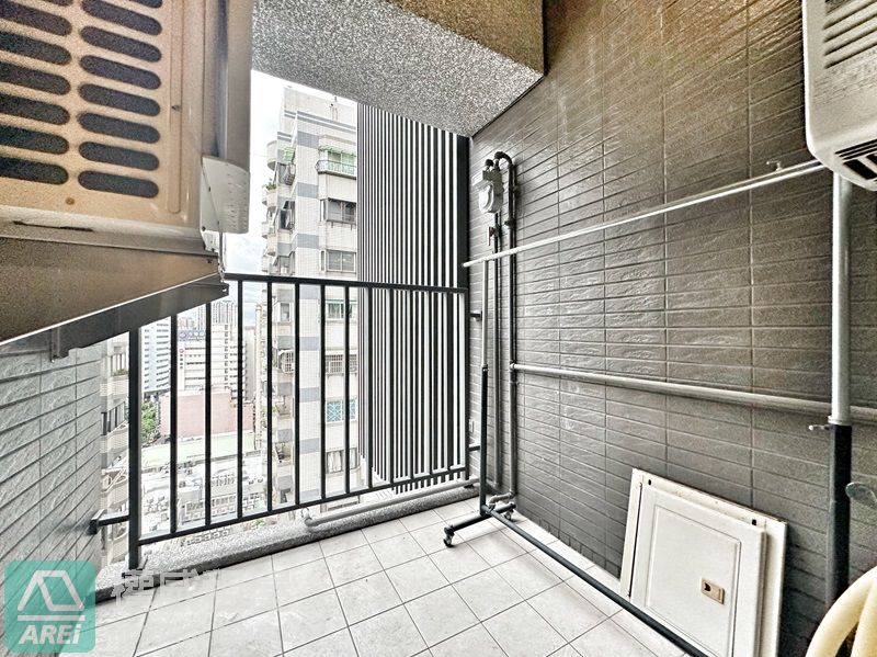 巨蛋I-HOME溫馨採光1+1房可租補