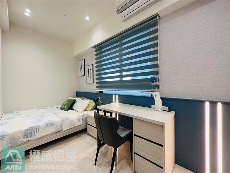 蓮池潭太普美術海完美海景3+1房平車