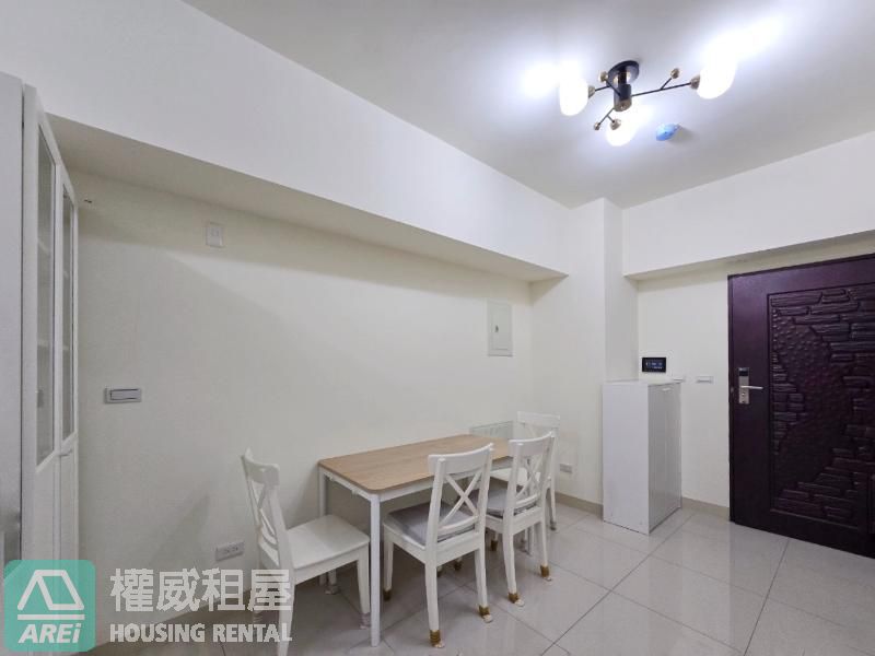 💎高醫商圈・郡都當代｜清新 1+1 房