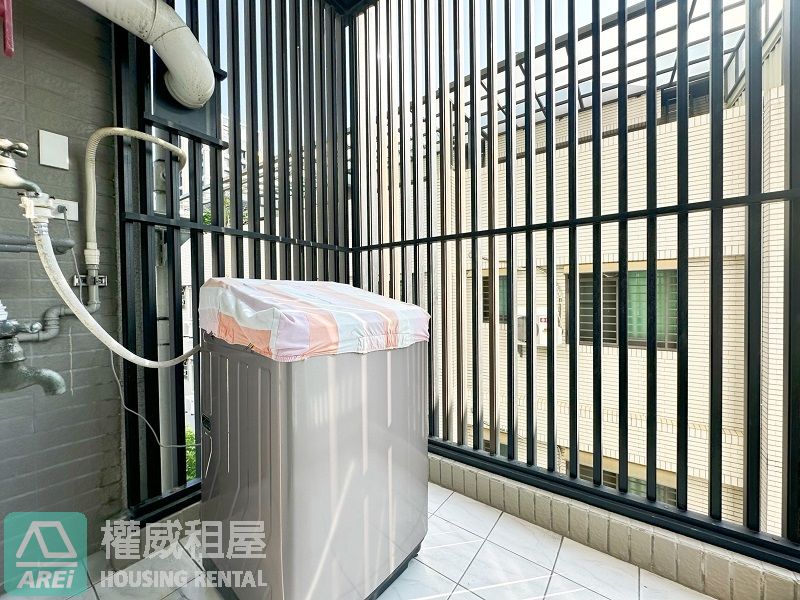 高鐵MRT高鐵棧精美2房可租補