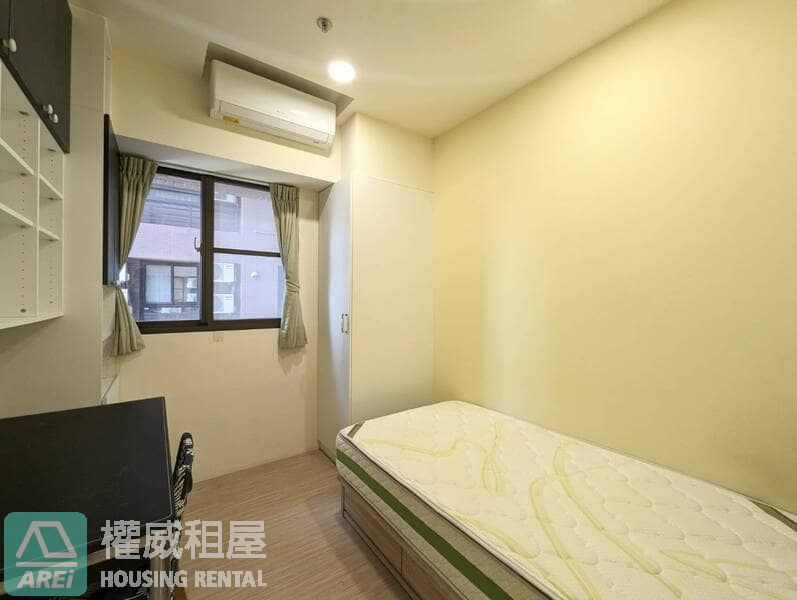 堅山大世紀採光收納正三房平車(可租補)
