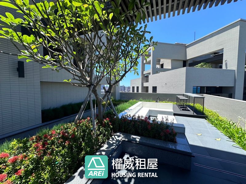 左營軍港美術海 | 高樓層海景宅｜簡約格調溫馨家居｜三房平車