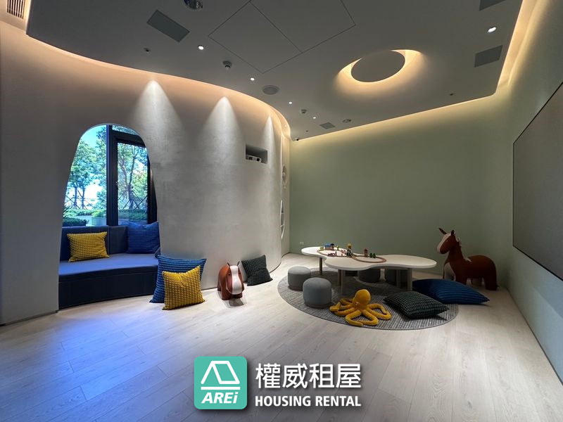左營軍港美術海 | 高樓層海景宅｜簡約格調溫馨家居｜三房平車