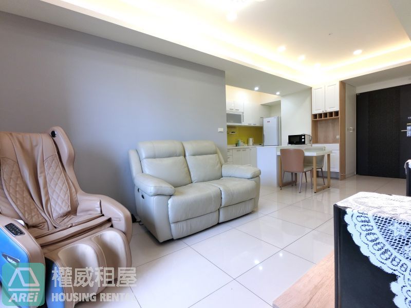 O4前金站 | 郡都CITY | 浪漫2房 | 到站就到家
