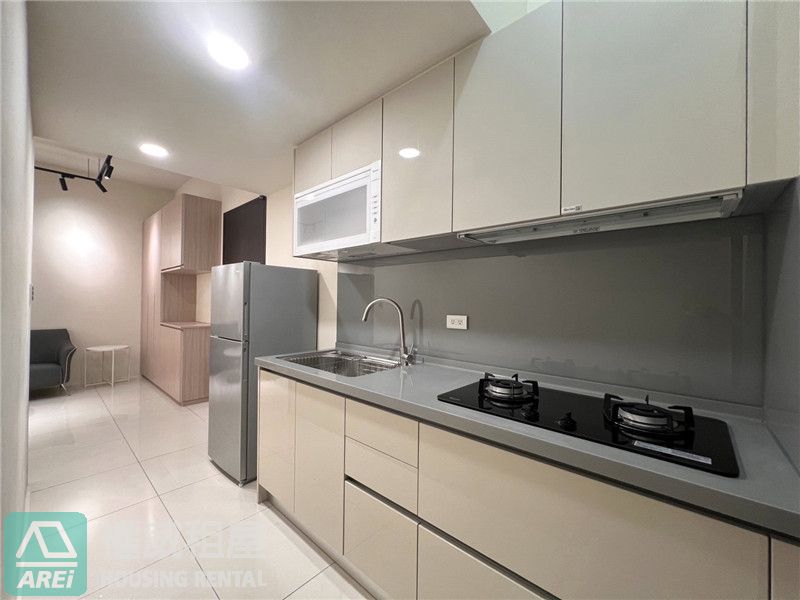 高鐵MRT城揚三越song現代舒適3房2衛平車