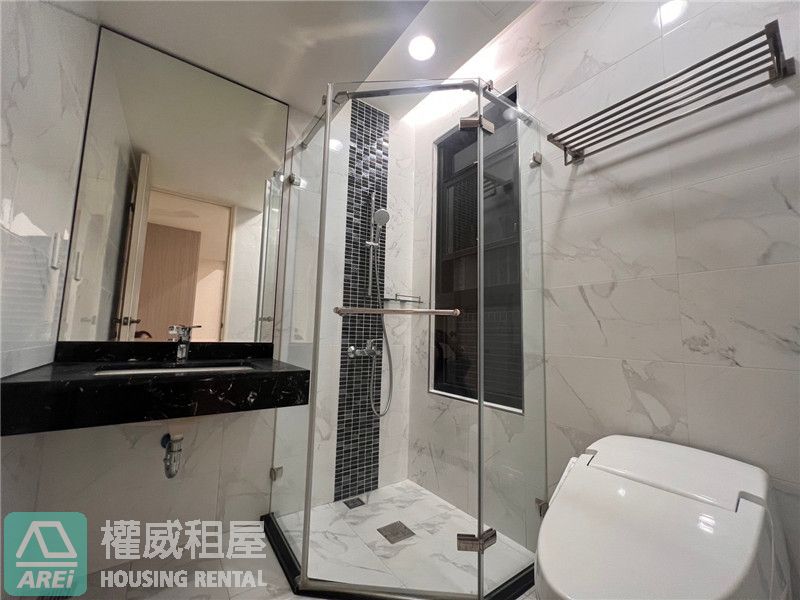 高鐵MRT城揚三越song現代舒適3房2衛平車