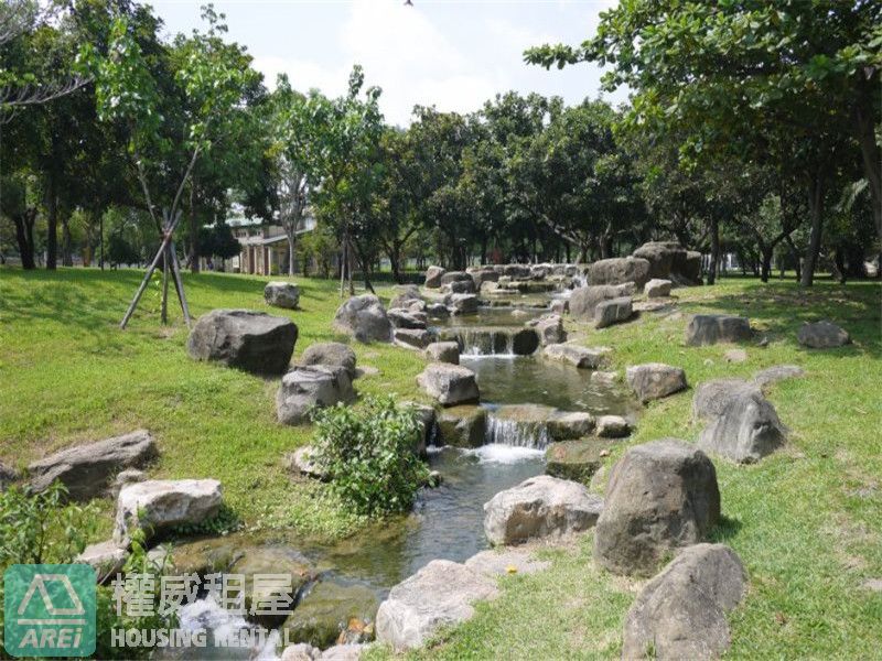 高鐵MRT城揚三越song現代舒適3房2衛平車