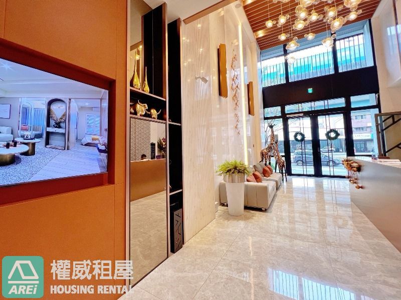 高鐵MRT城揚三越song現代舒適3房2衛平車