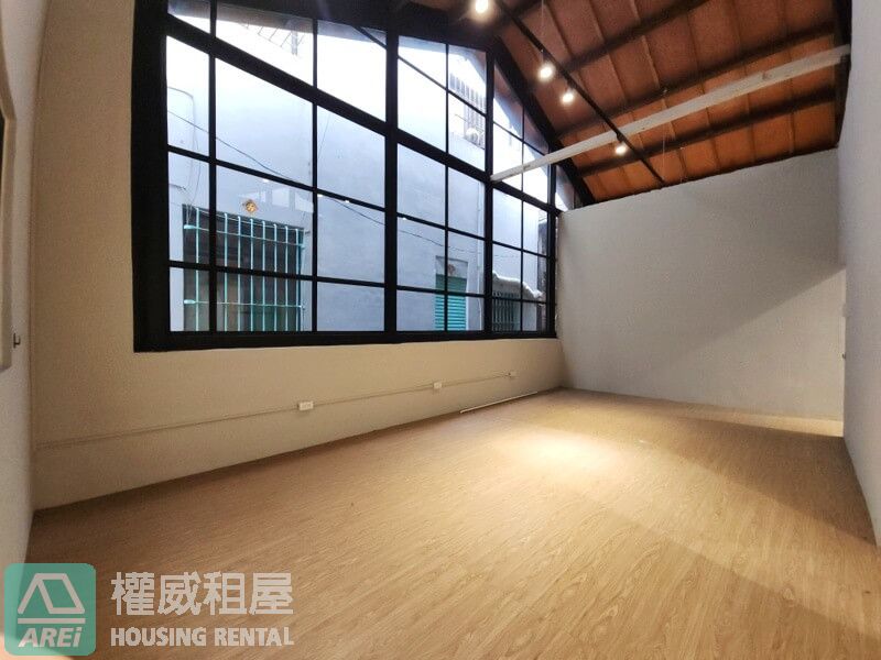 鹽埕風華∣古厝風情∣商業空間