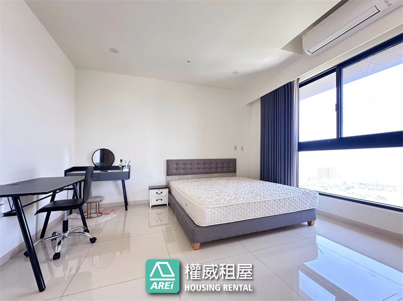 台南安平｜領袖特區｜高樓景觀質感3+1房平車