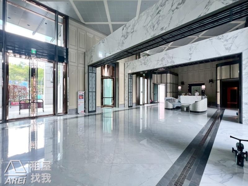 澄清湖仁雄商圈｜芳崗澄品｜2+1房平車