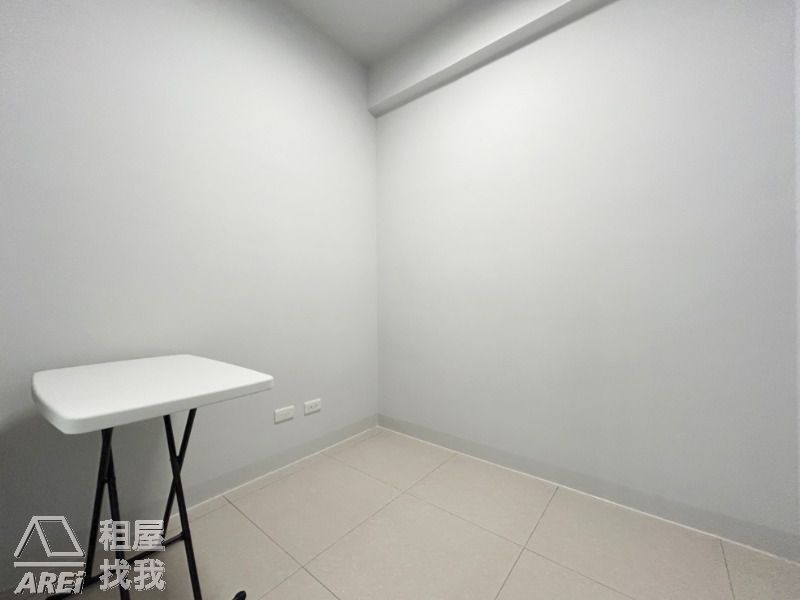 惟美術青海商圈全新景觀2+1房平車