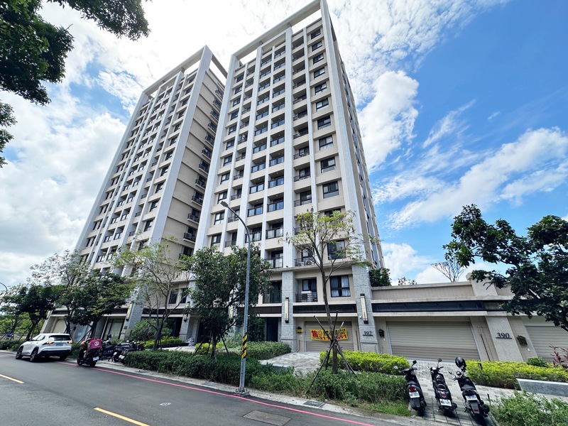 東區校園首排店面｜昕視界｜黃金店面釋出｜適合｜早午餐店｜小型診所｜