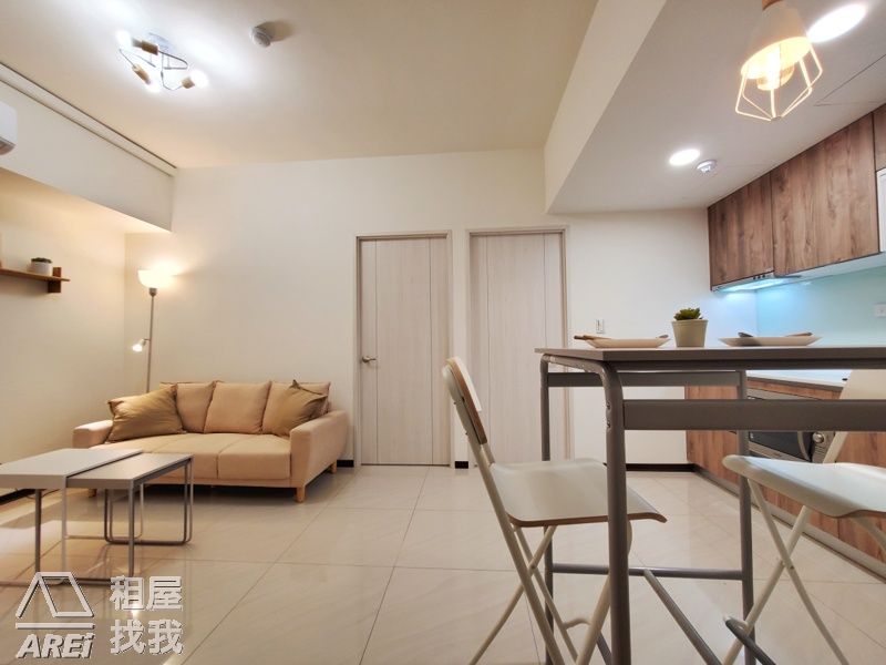 高雄小天母∣河堤世界全新二房首次出租