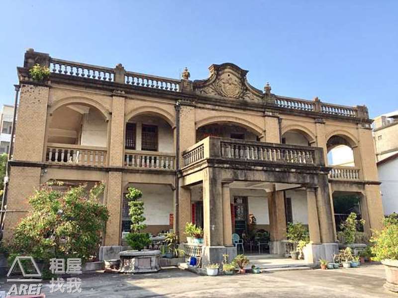 美術館龍騰極緻4房2廳3衛2陽台+雙平車