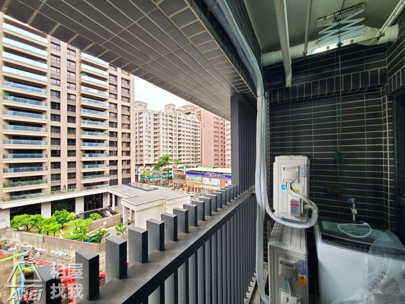 高雄小天母∣河堤世界全新生活舒適二房