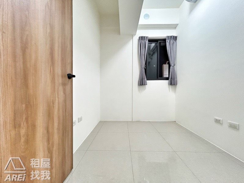 向Young｜榮總霞海全新三房平車空屋可租補