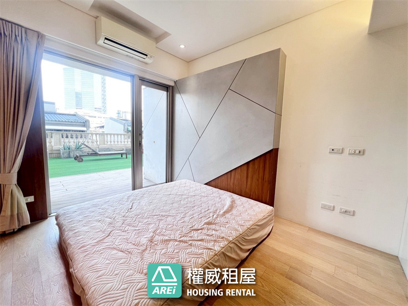 亞灣R7貝拉莫里稀有戶渡假大露臺豪邸三房雙平車