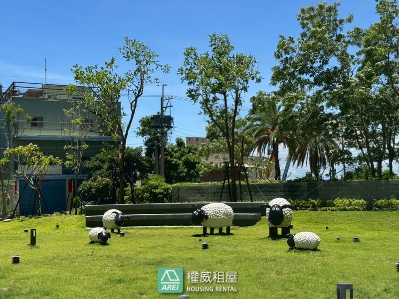 高大特區∣大客廳∣三房平車∣蔚藍海19