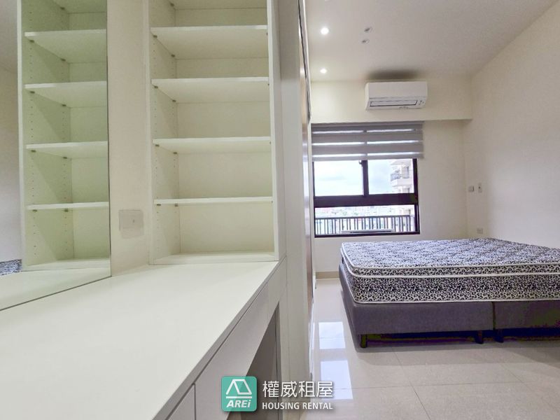 鳳山｜大東捷運火車站｜2+1房2衛｜微笑城堡全新未住可租補
