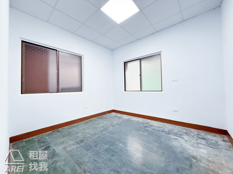 【信義國小MRT】大四房｜可租補｜寵物友善｜5F健身公寓