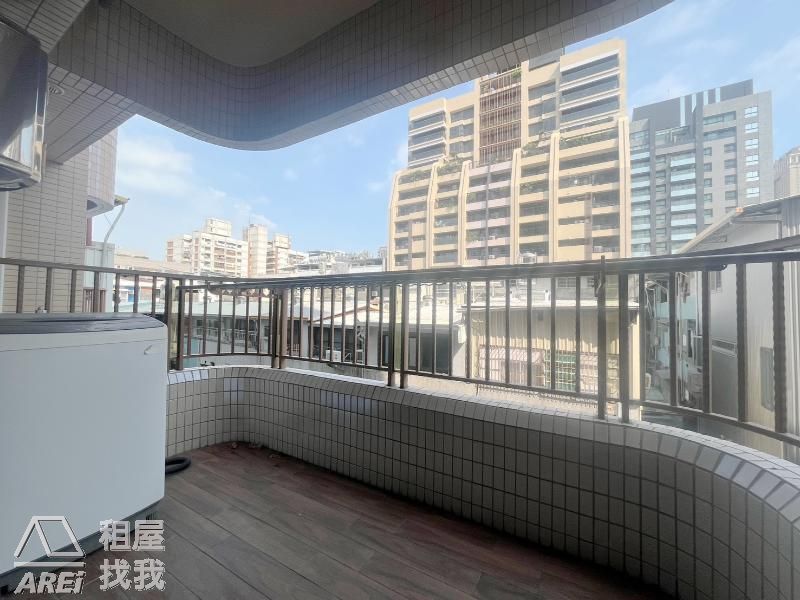 中央公園MRT真美館｜簡約現代風2房