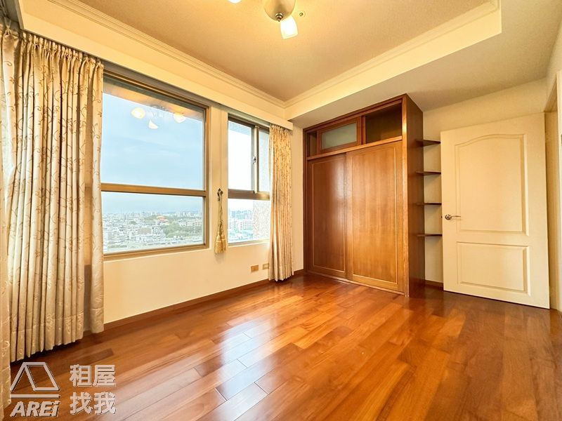 鼎山商圈美樹苑景觀3改2房可租補