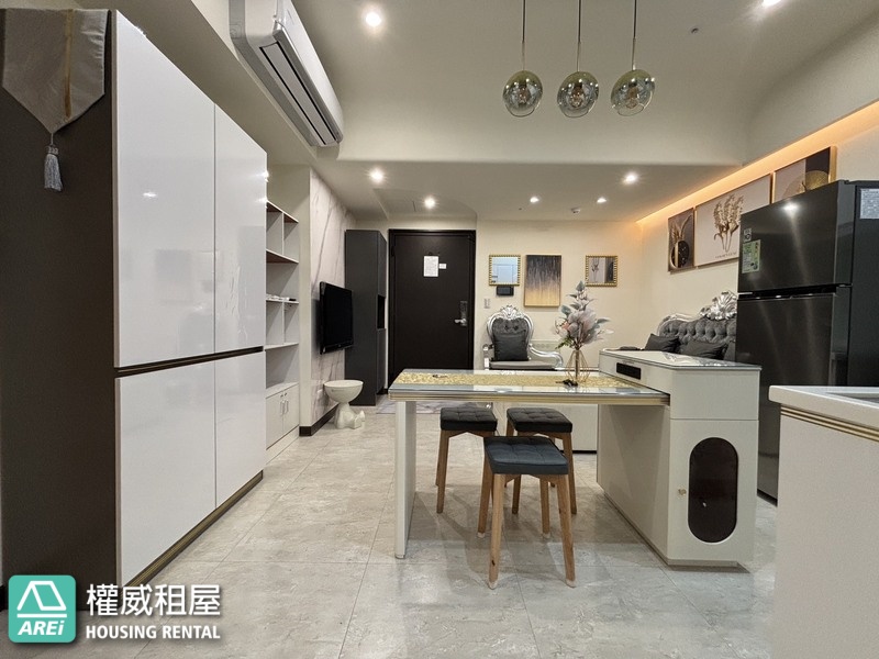 輕奢歐風宅🧳外商首選｜外派高階主管｜高樓灣景兩房｜捷運