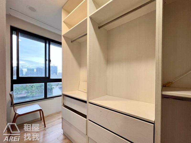 🏡美術館|鳳凰會名宅3+1雙主臥平車泳池