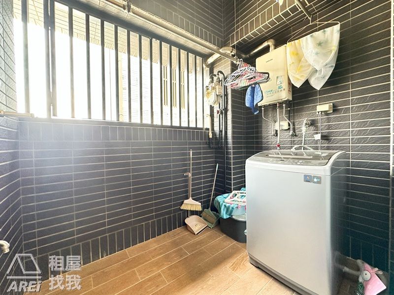巨蛋 J-Modern採光精緻2房車位
