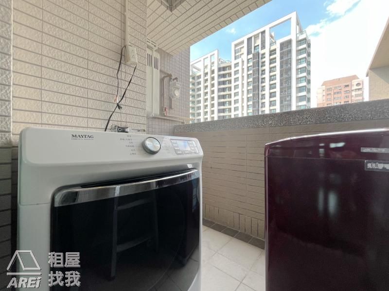 高鐵MRT璟美三面採光3+1房平車