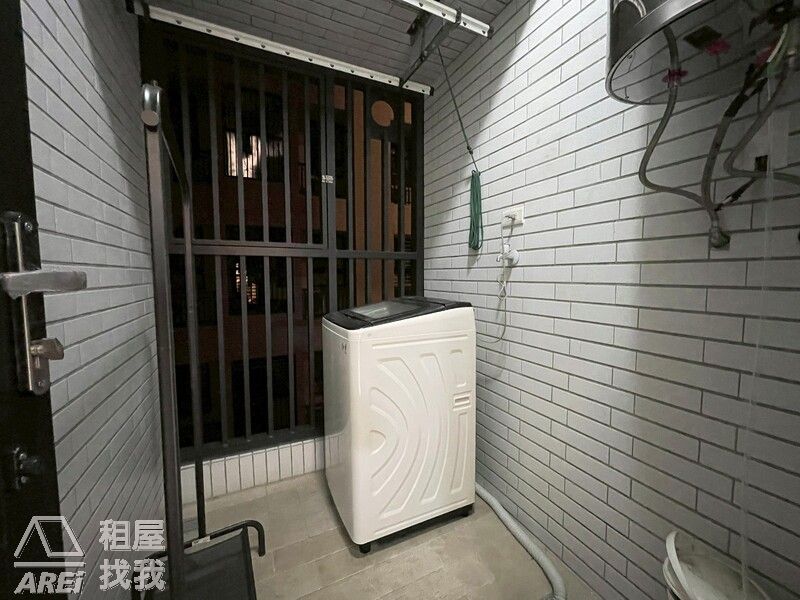 三民｜龍騰鑫天地｜商圈靜巷質感2房
