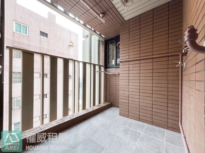 亞灣和陸寓邸高樓層全新空屋3房平車