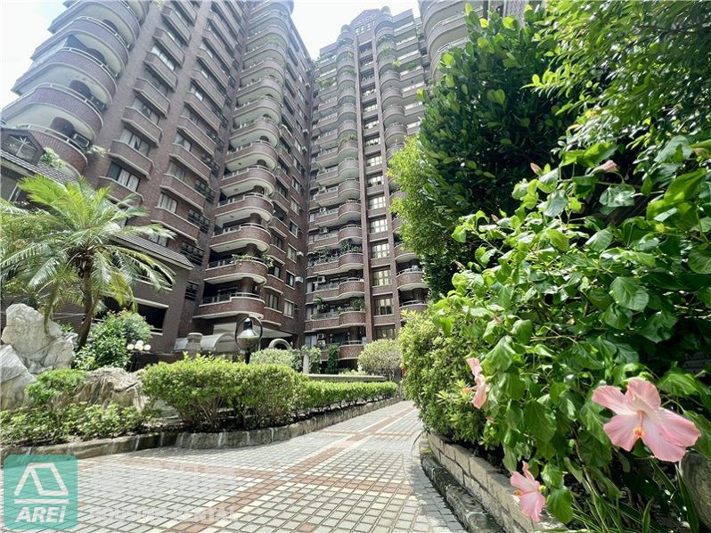 文化中心MRT溫哥華明星學區五房平面車位